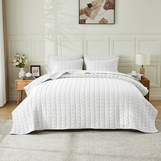 Gauze-Inspired Texture Quilt Set - Wave Stitch Collection